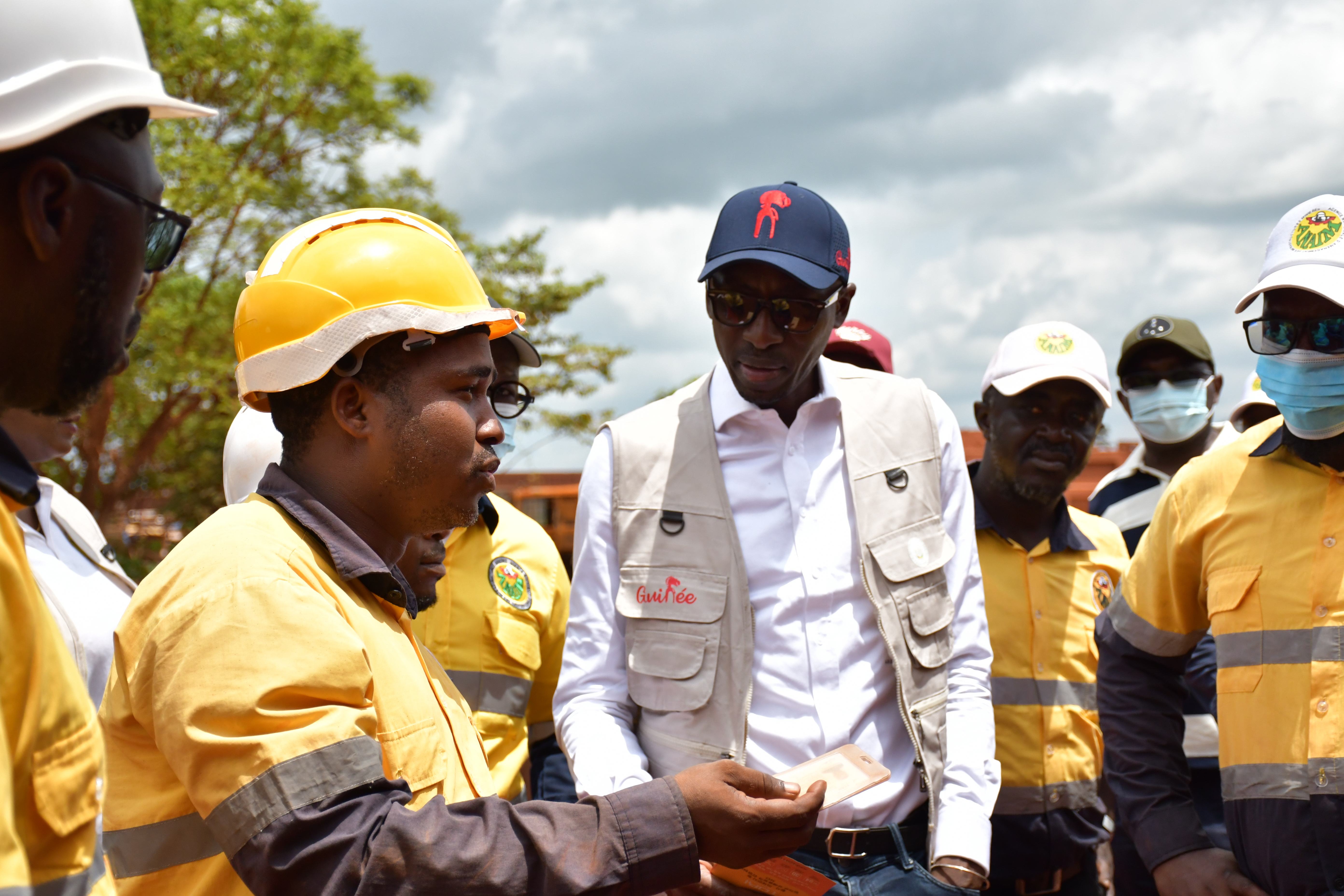 L'ANAIM au cœur du dialogue social à Boké, entre actions de solidarité et inspection de la Route de Dapilon