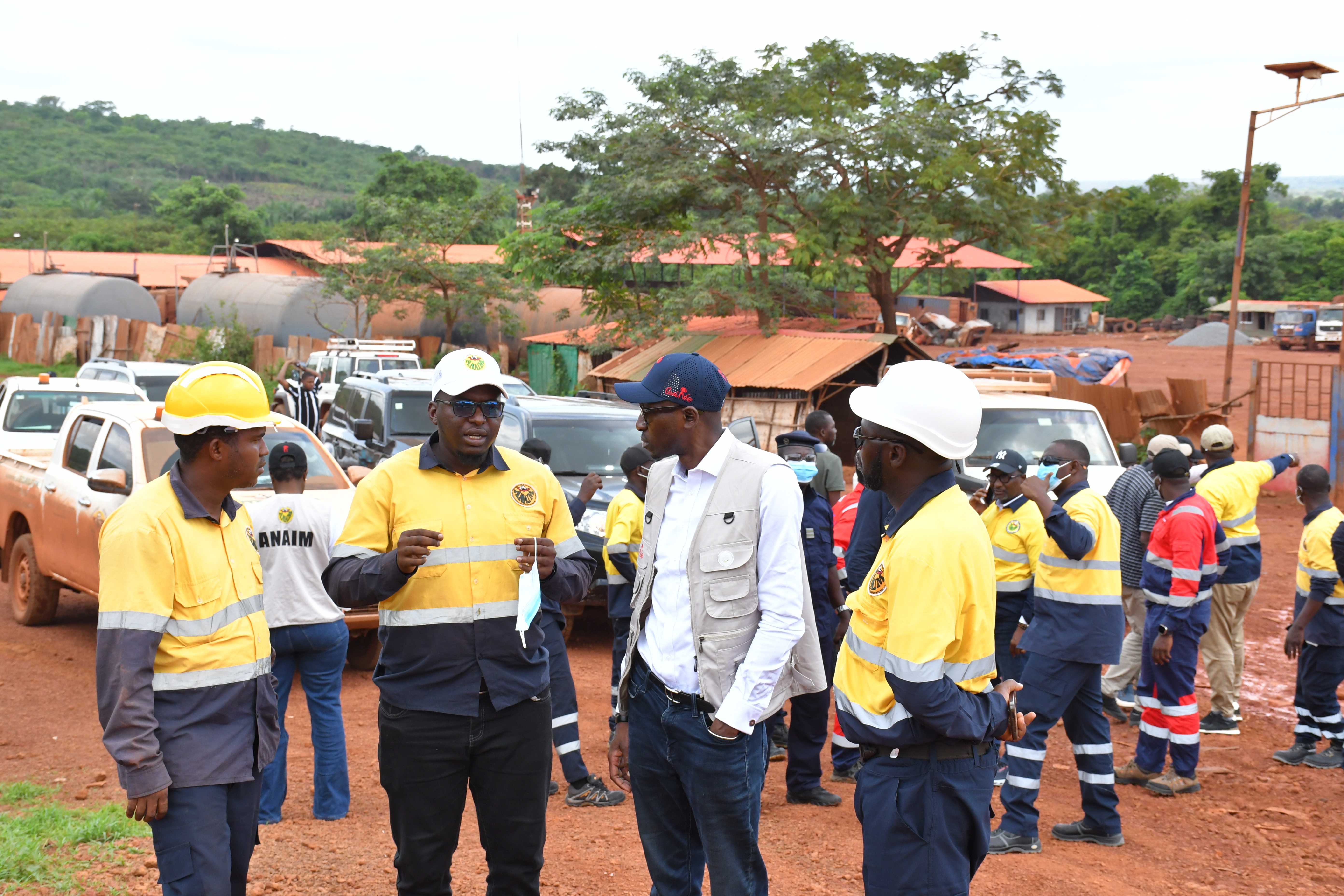 L'ANAIM au cœur du dialogue social à Boké, entre actions de solidarité et inspection de la Route de Dapilon