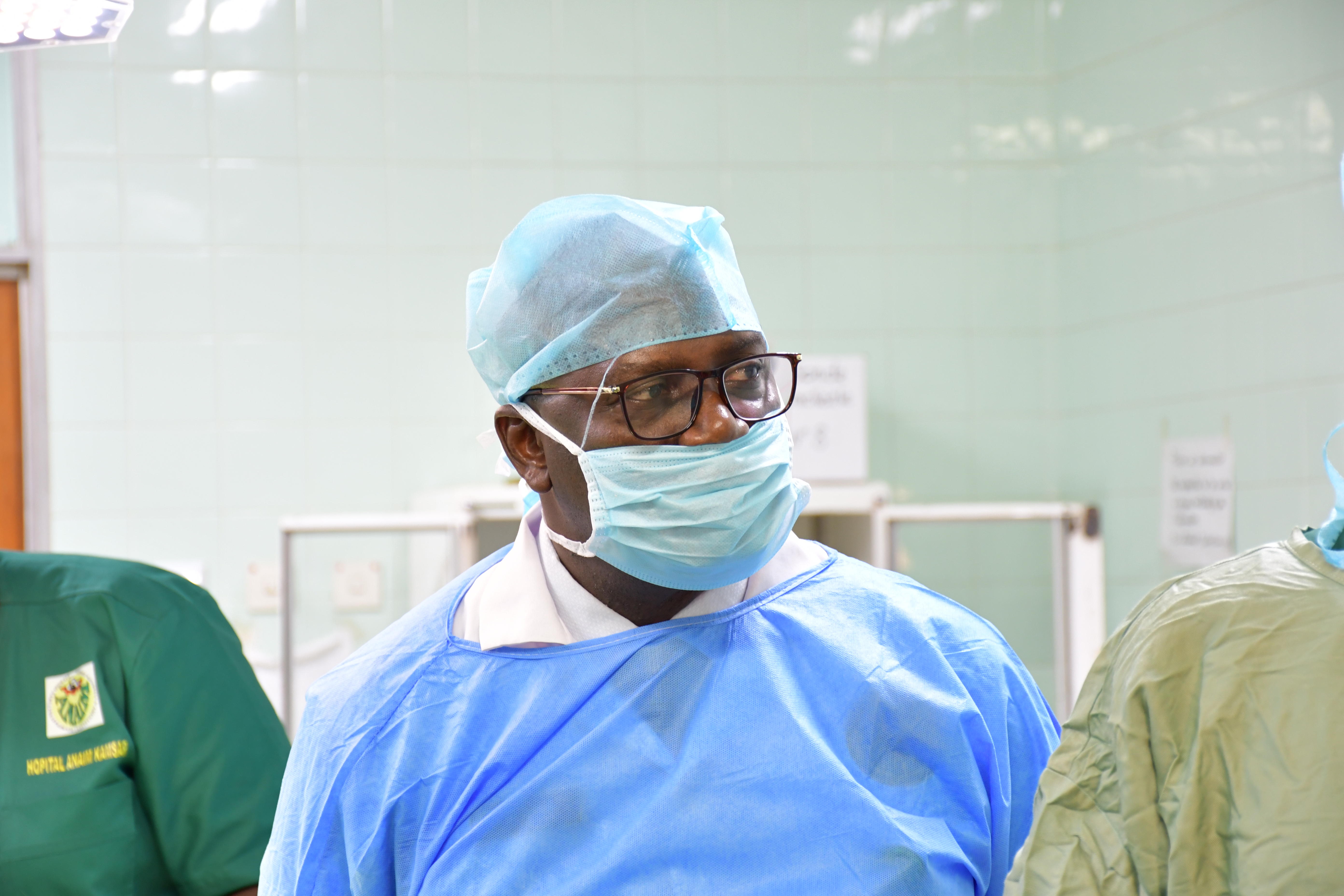 À Kamsar la chirurgie mini-invasive fait évoluer la prise en charge des patients