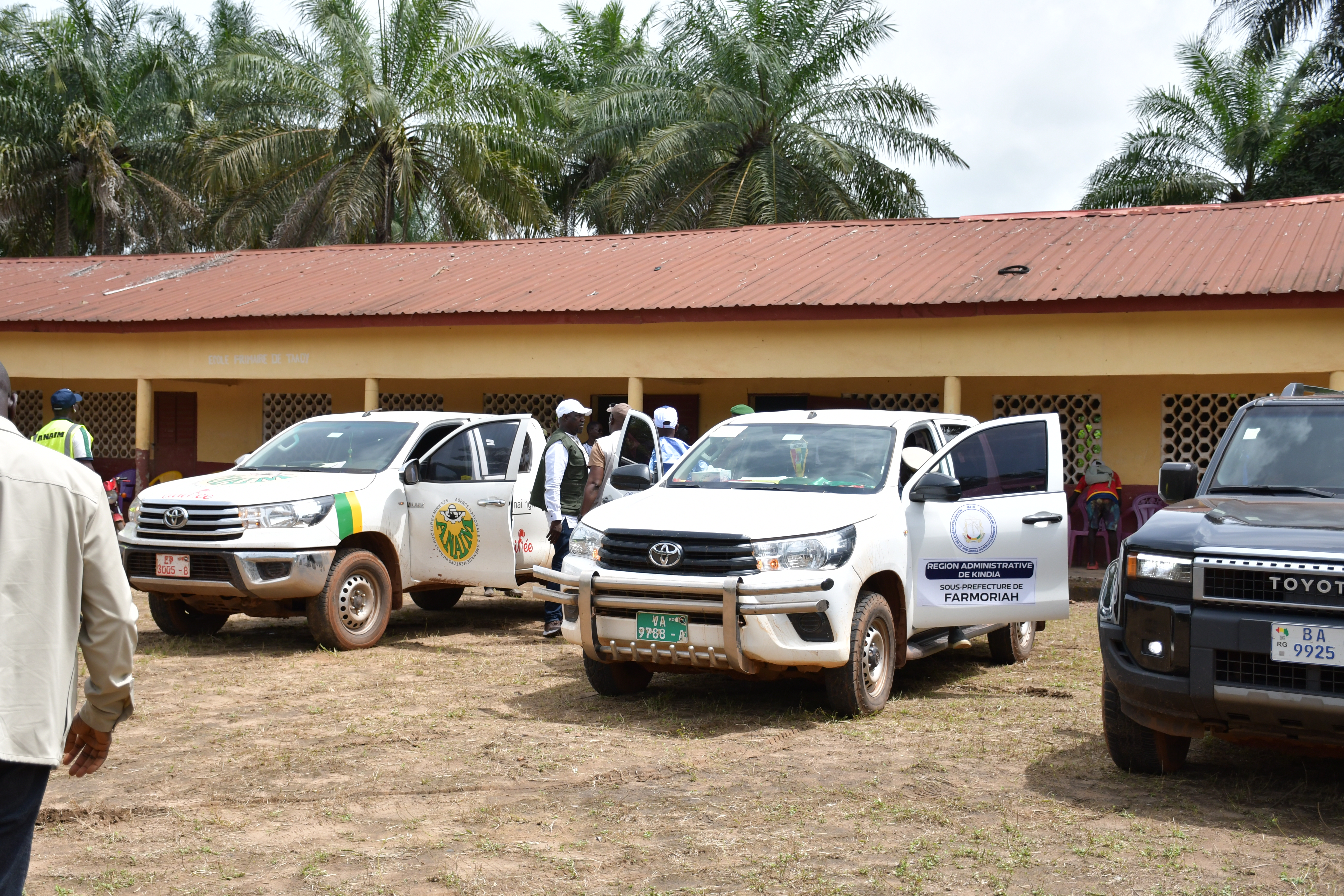 FORÉCARIAH : L’ANAIM RENFORCE SON ENGAGEMENT COMMUNAUTAIRE À KONTA  PAR UNE REMISE DE KITS SCOLAIRES