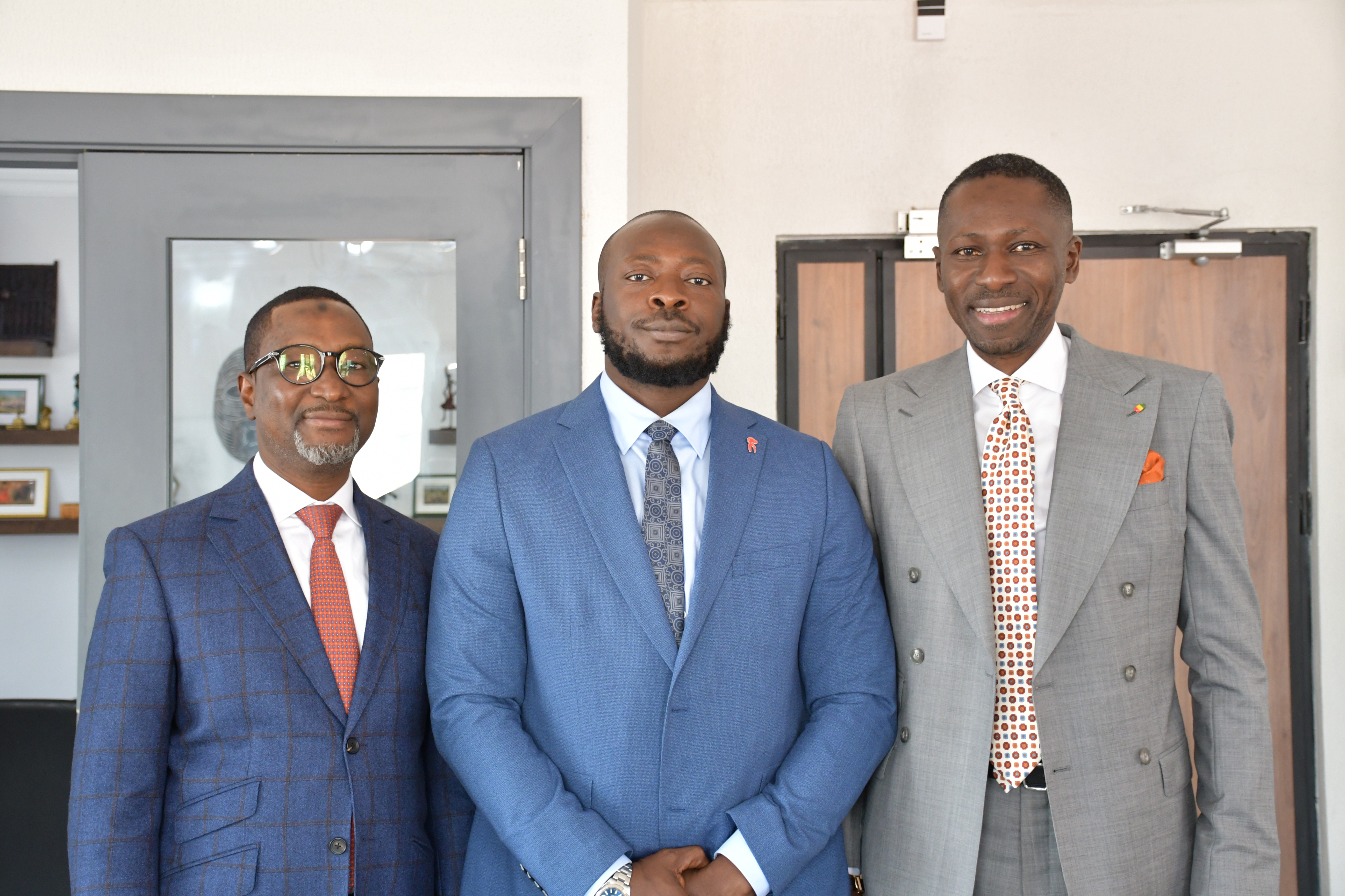 Le Ministre Secrétaire Général de la Présidence de la République en visite à l’ANAIM S.A.