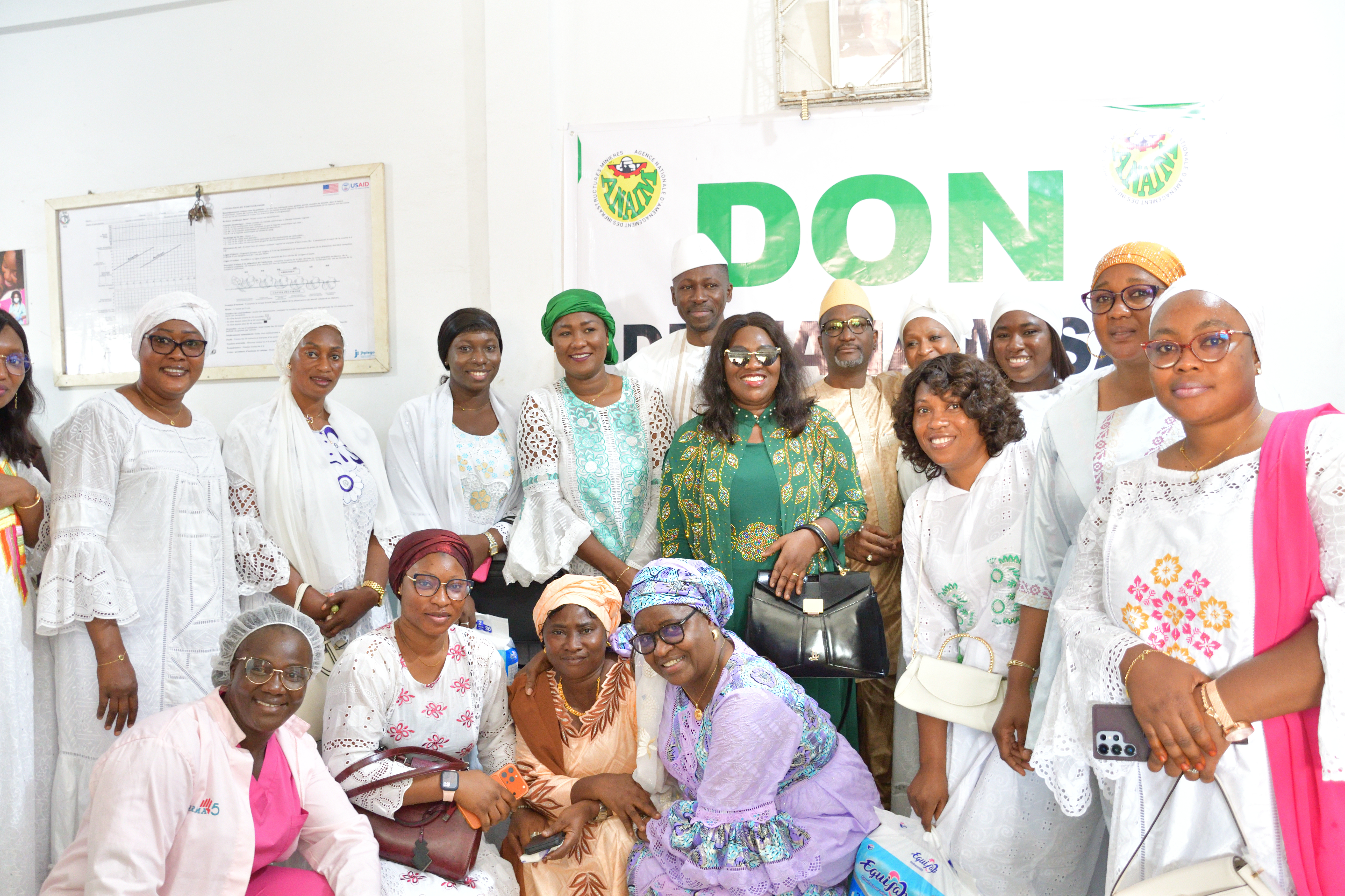 Célébration du Mois de la Femme : L’ANAIM S.A. apporte sourire et réconfort aux maternités de Ratoma et Kaloum