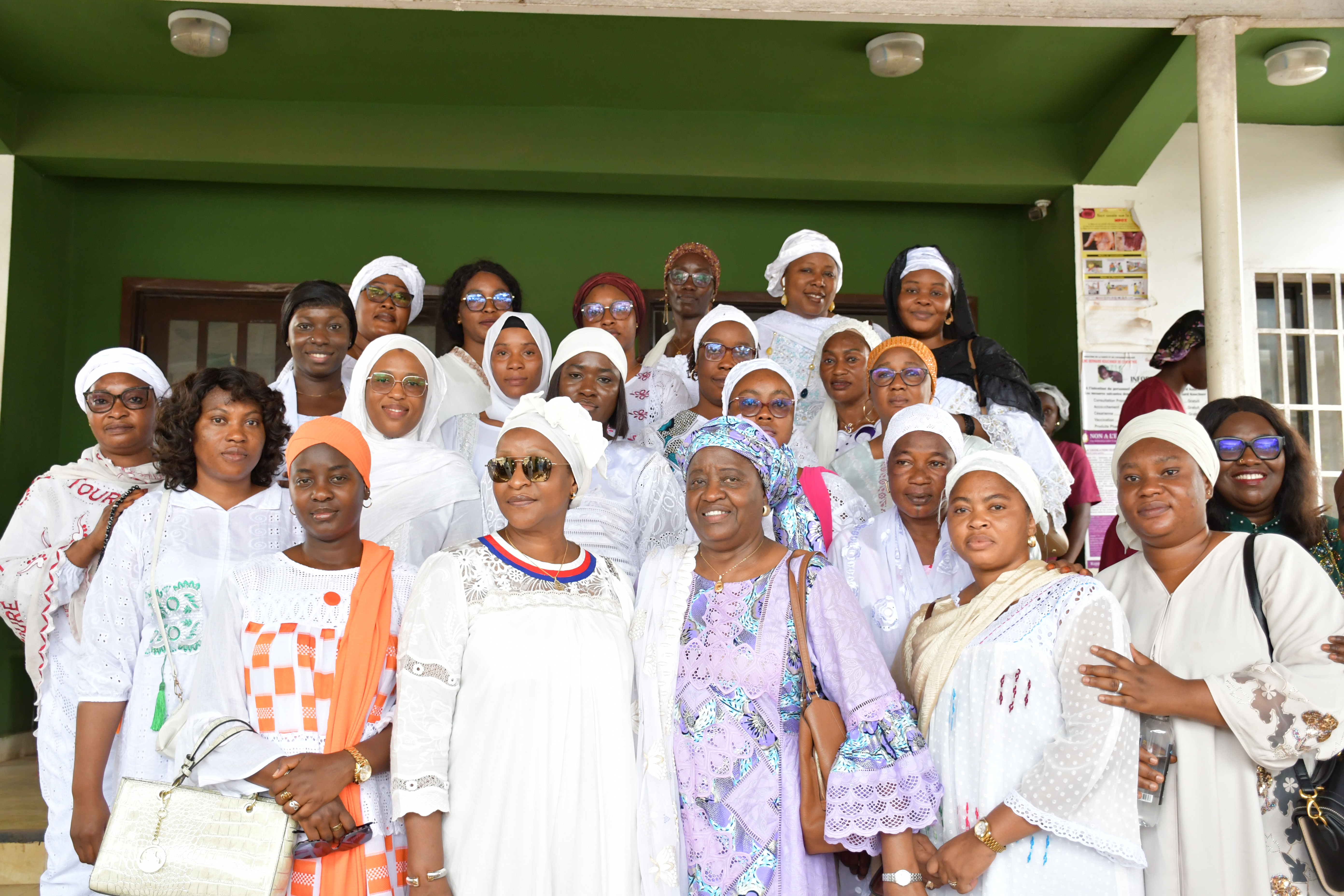 Célébration du Mois de la Femme : L’ANAIM S.A. apporte sourire et réconfort aux maternités de Ratoma et Kaloum