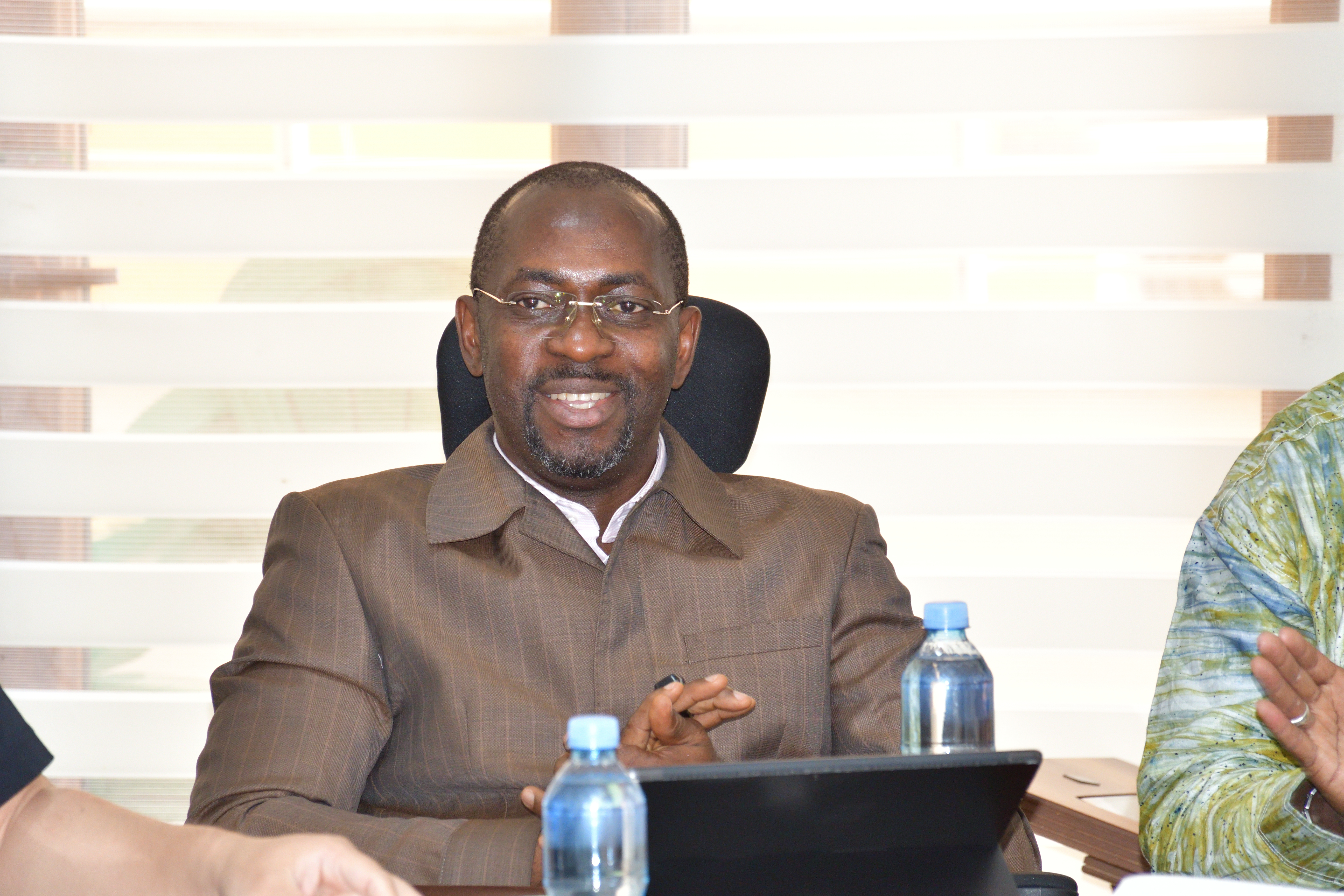 Les routes minières : L'ANAIM pilote les négociations pour la mutualisation de la route Yomboyeli - Konta